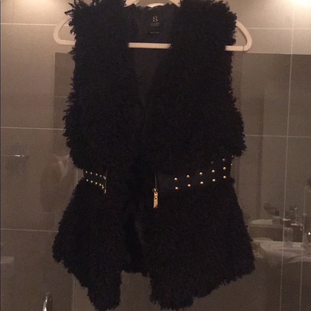 VEST